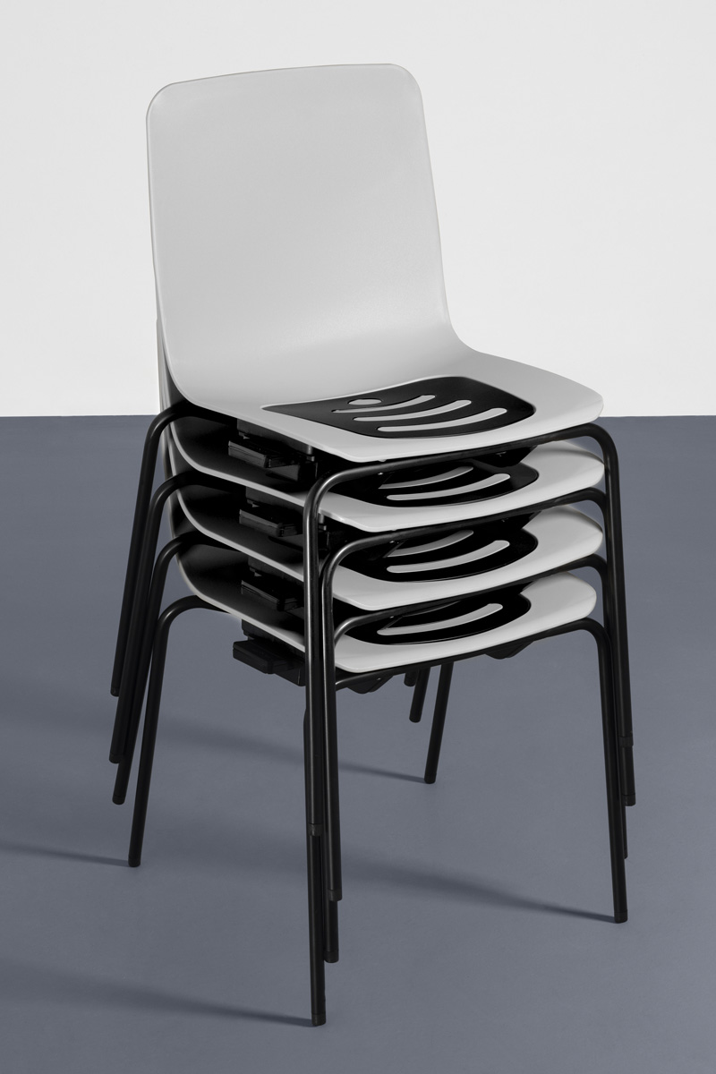 Silla sin reposabrazos blanca